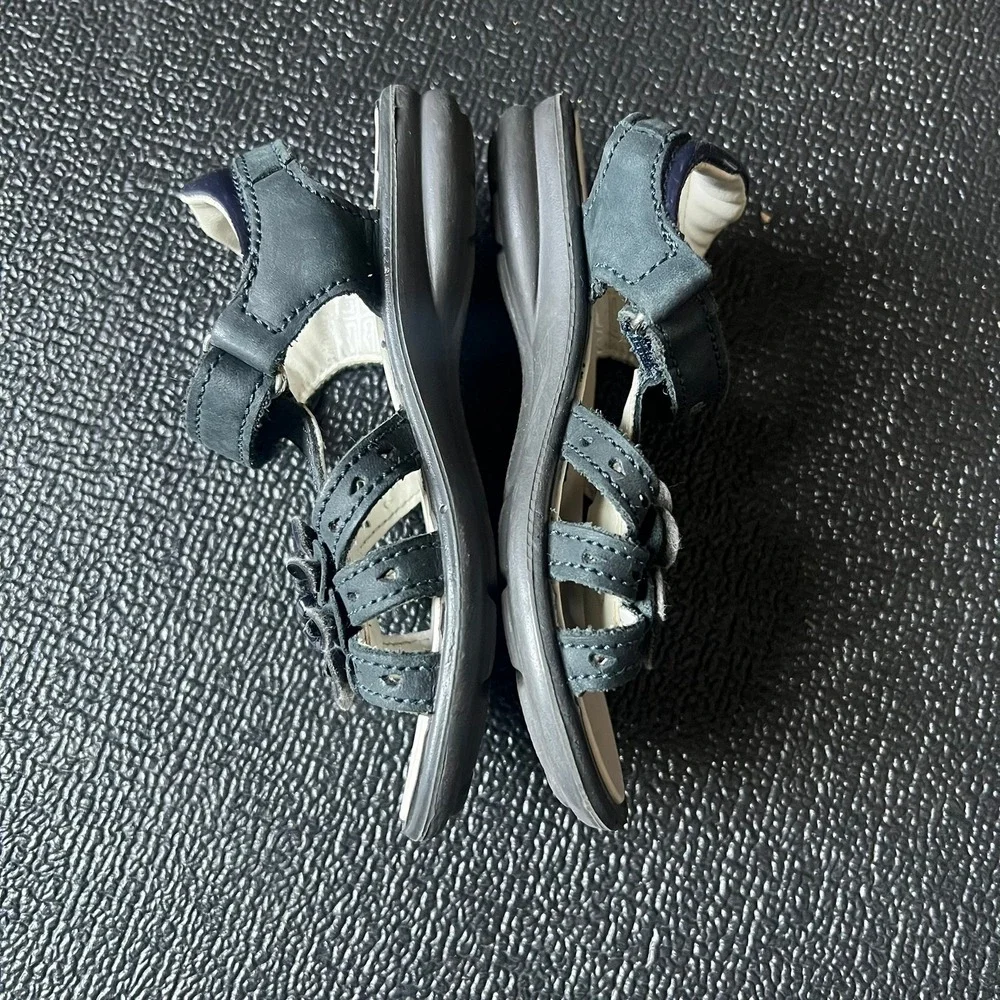 Elefanten Kids Leather Flower Strappy Sandals EU 27 Hook Loop Strap Breathable